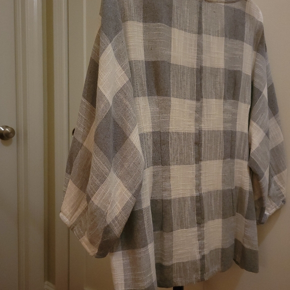 Blouse - Picture 3 of 8